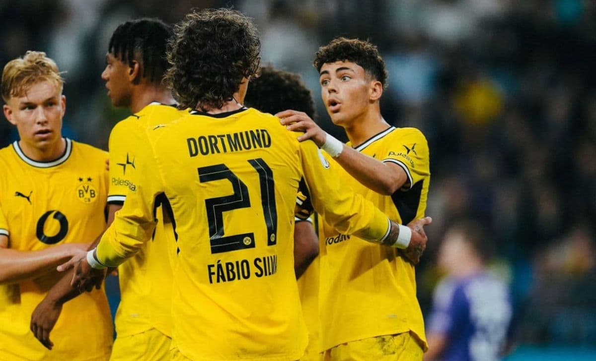 Dortmund Dekati Arsenal untuk Peminjaman Ethan Nwaneri: Upaya Memperkuat Skuad Sebelum Bursa Transfer Ditutup