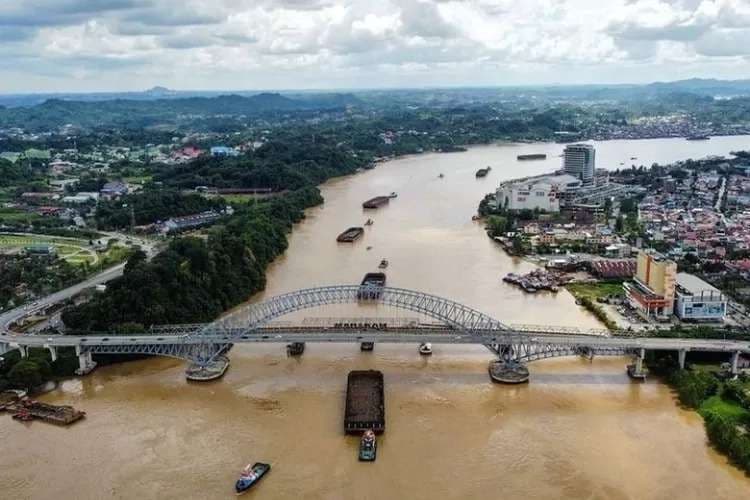 Sungai Mahakam Samarinda Jernih, Debit Anjlok