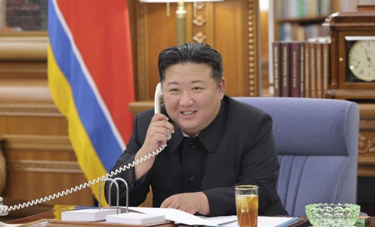 Mengapa Kim Jong Un Ganti Menteri Pertahanan? Spekulasi & Dampak di Tengah Ketegangan Semenanjung Korea