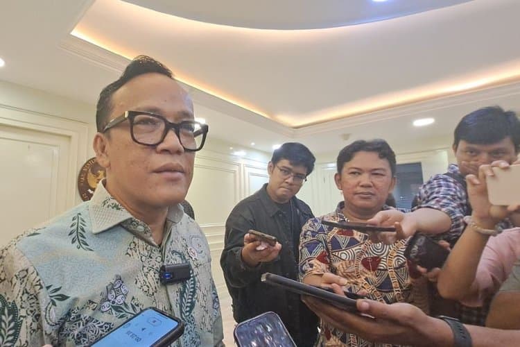 Wamenaker Kecam Oknum HRD yang Sebut Rekrutmen Hanya Formalitas
