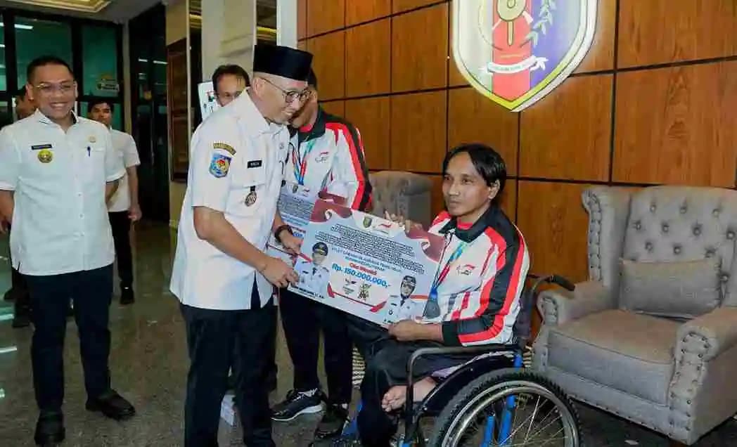 Gubernur Lampung Beri Bonus Besar untuk Atlet Disabilitas Peraih Medali Peparnas XVII
