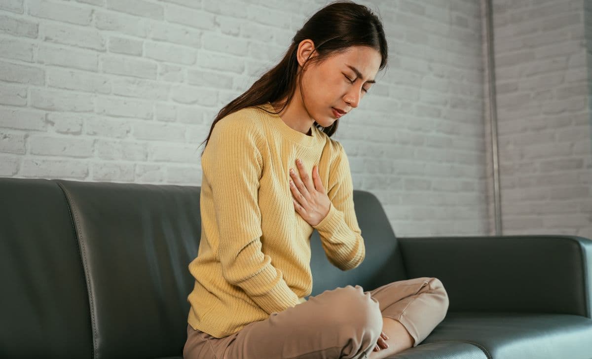 Ulu Hati Sakit? Begini Cara Mengatasinya Tanpa Obat