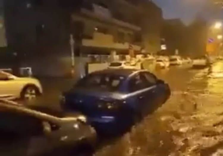 Banjir dan Longsor Landa Israel, Dua Jalan Utama Ditutup Total