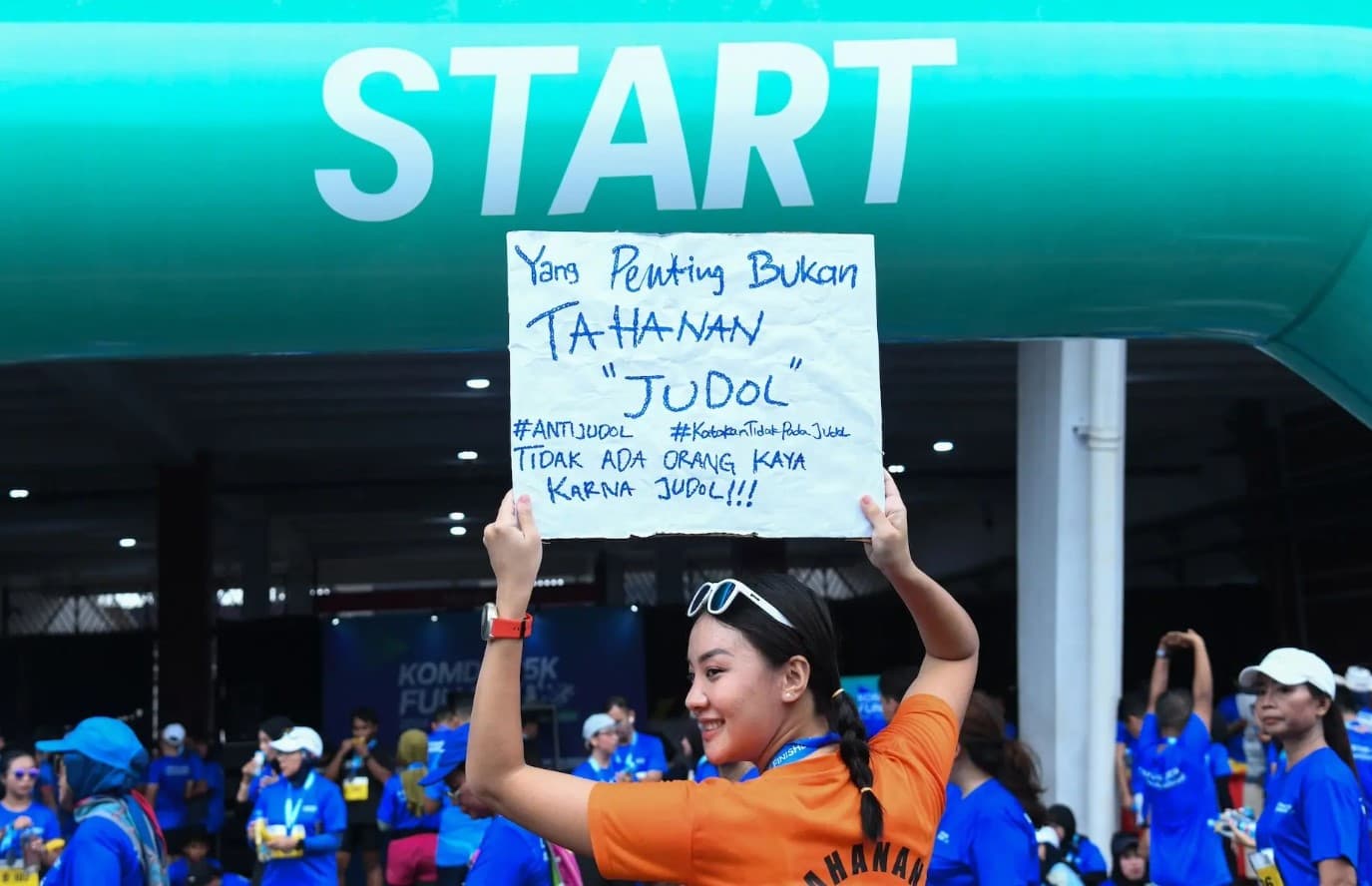 Wamenkomdigi Nezar Patria Buka Komdigi 5K Fun Run 2024: “Lari dari Judi Online”