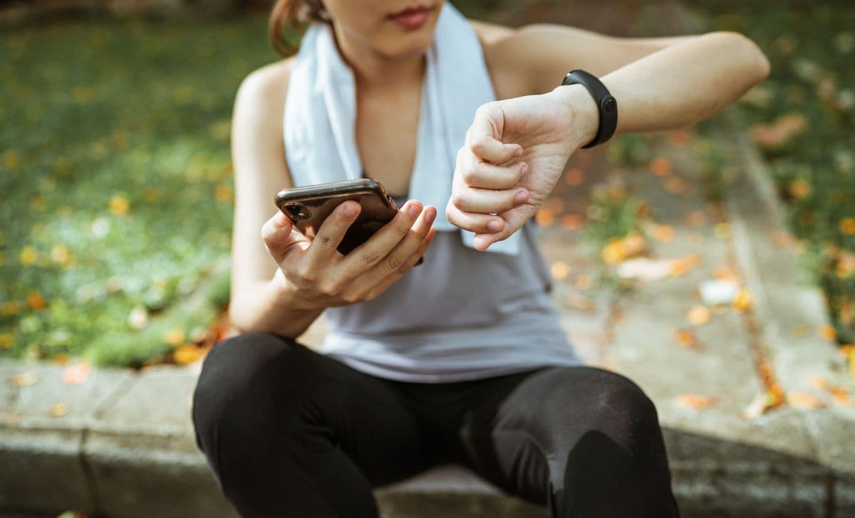Teknologi Kesehatan: Bagaimana Wearable Devices Mengubah Gaya Hidup Sehat