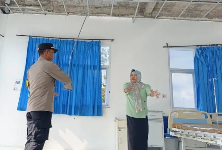 Plafon Puskesmas Perak Ambrol, Anggaran Rp 4,2 Miliar Dipertanyakan