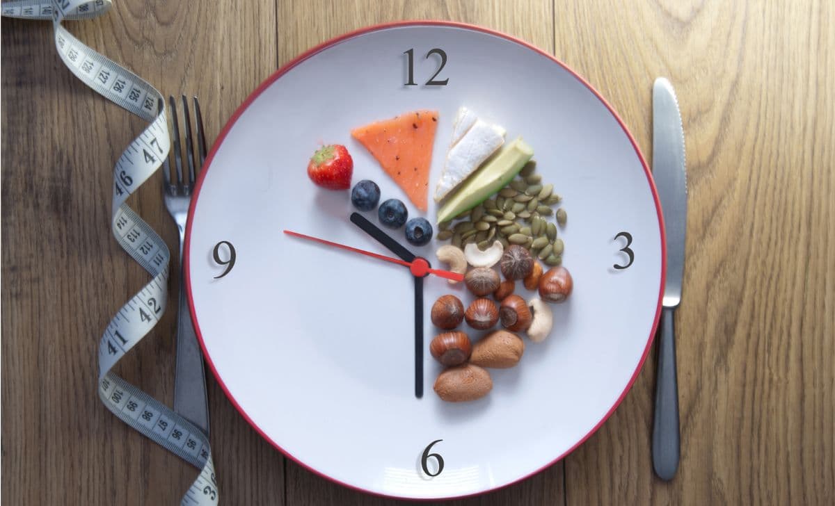 Panduan Lengkap Intermittent Fasting: Manfaat dan Tips untuk Pemula