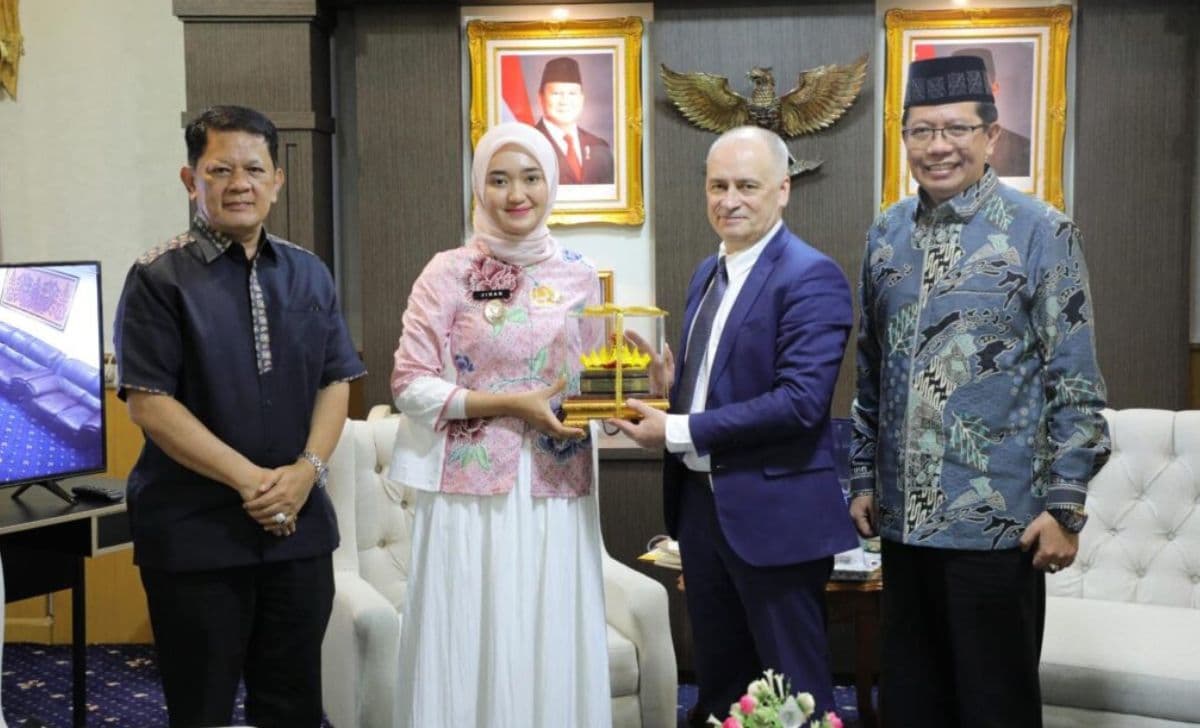 UIN RIL dan TSU Rusia Jalin Kerja Sama Strategis untuk Pengembangan Fakultas Sains dan Kedokteran