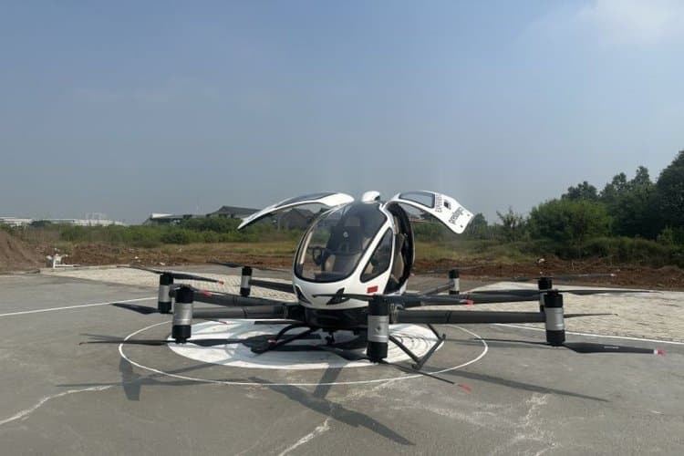 Taksi Terbang EHang 216 S Siap Layani Mobilitas Mewah Dalam Kota