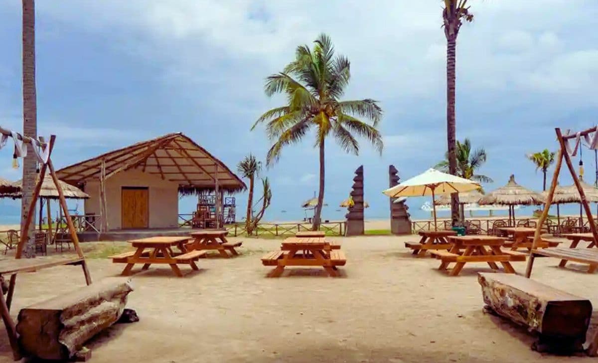 Wisata Pantai Sanggar Beach, Kalianda di Lampung Selatan