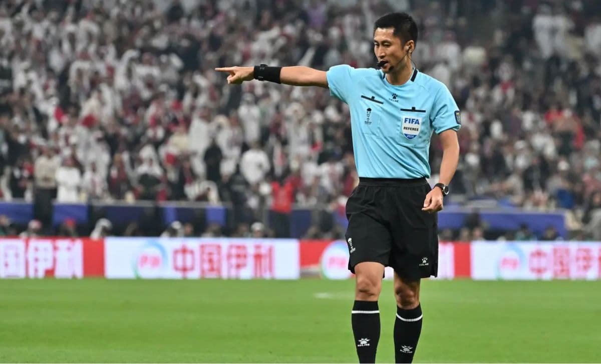Jay Idzes Sindir Kinerja Wasit Ma Ning Usai Indonesia Tersingkir dari Kualifikasi Piala Dunia 2026