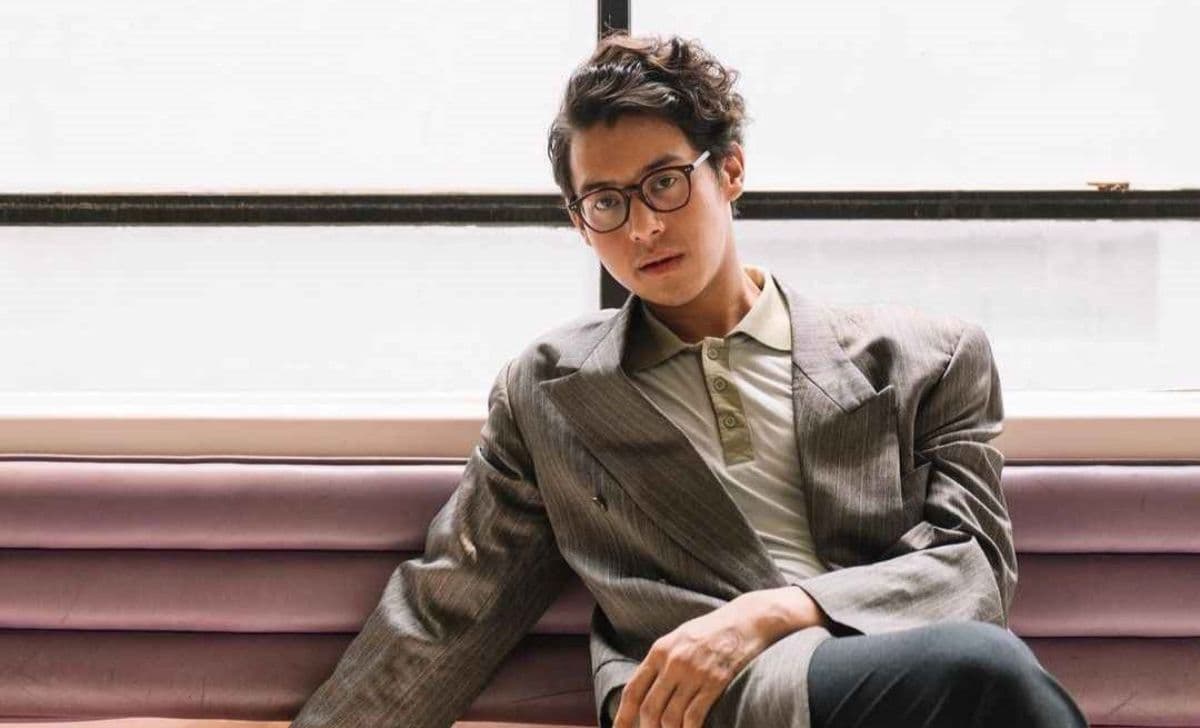 Makna Lagu Waking Up Together With You oleh Ardhito Pramono: Lirik dan Terjemahannya!