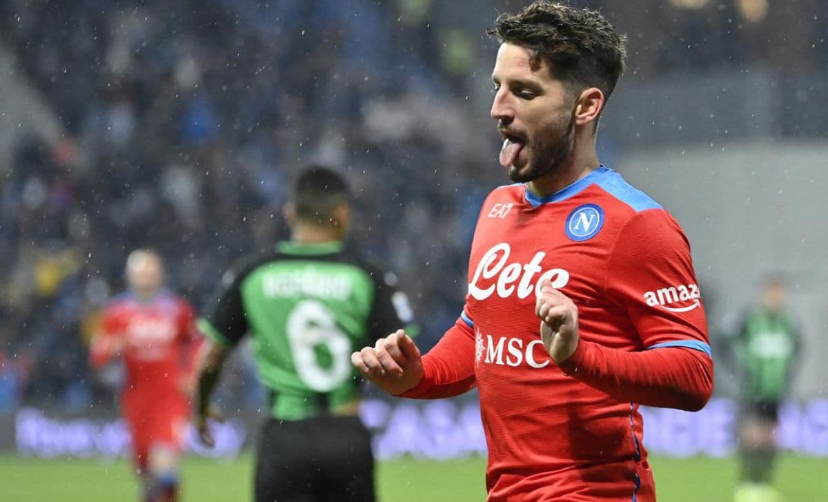 Dries Mertens Tertangkap Kamera Hadiri Laga Bali United vs Persis Solo, Rumor Kepindahan Menguat