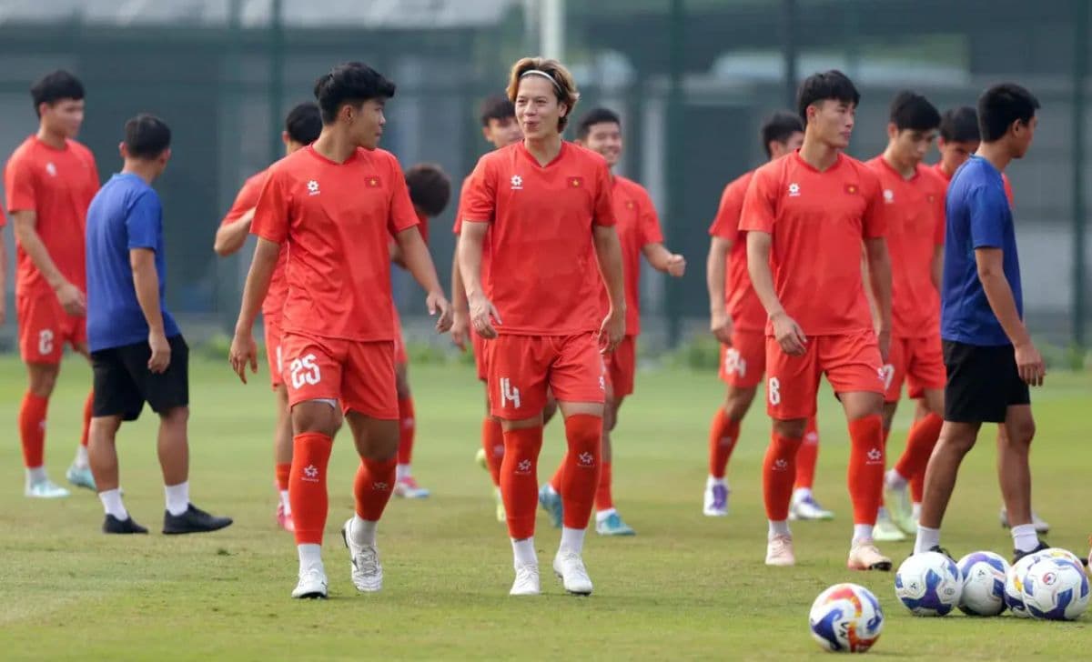Vietnam U-23 Siap Hadapi Indonesia di Final Piala AFF U-23 2025: Viktor Le dan Kim Sang-sik Optimistis