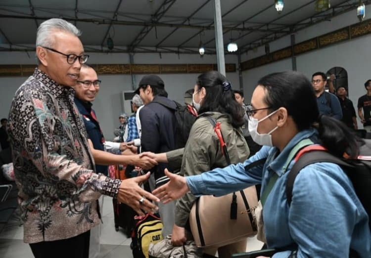 Pemerintah Indonesia Evakuasi WNI dari Iran di Tengah Meningkatnya Eskalasi Konflik