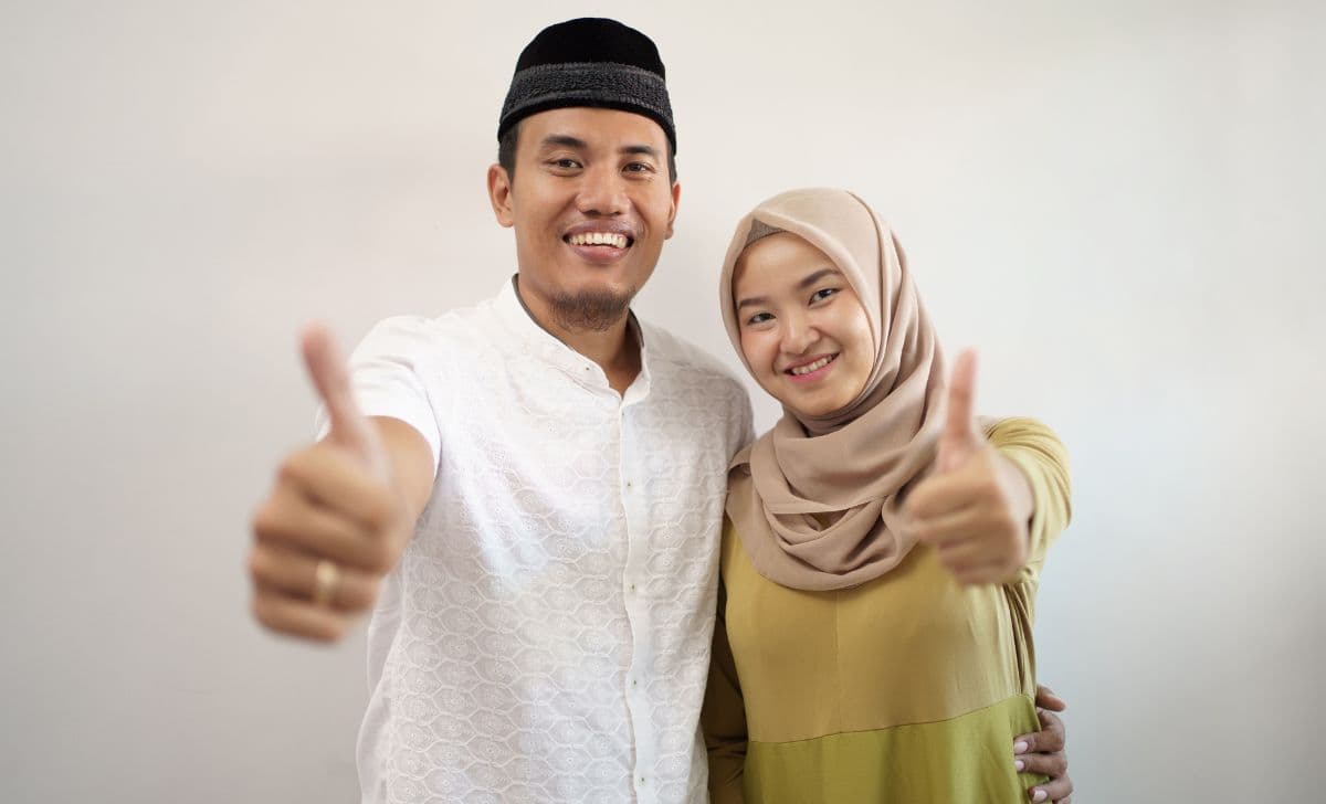 30 Ucapan Anniversary Pernikahan Islami untuk Suami! So Sweet Banget!