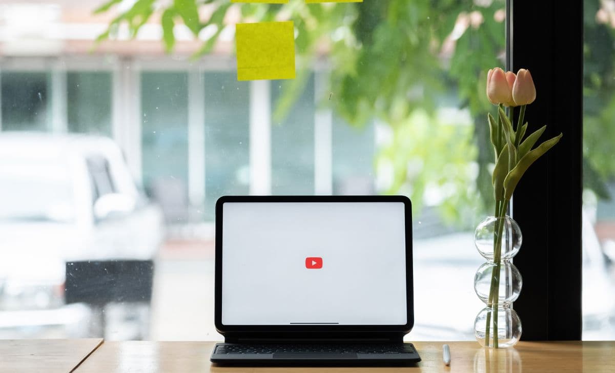 Cara Download Video YouTube ke MP3 Gratis (Dan Hubungan Ajaibnya dengan Bokeh No Blur di Google Chrome)