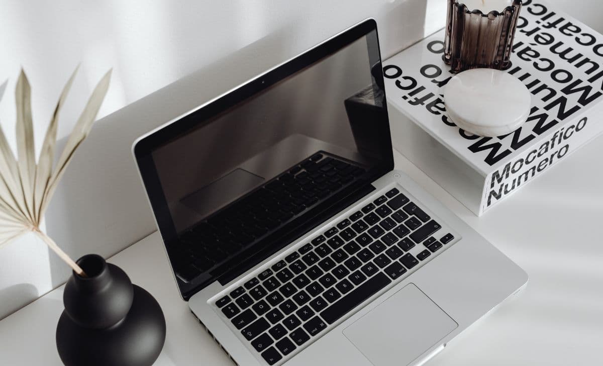 Cara Cek Kesehatan Baterai Laptop dan Cara Merawatnya agar Lebih Awet