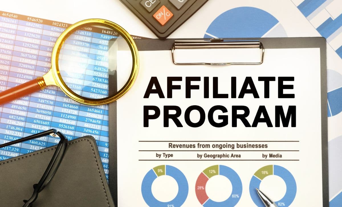 Apa Itu VaniaAndi Store Affiliate Blog?