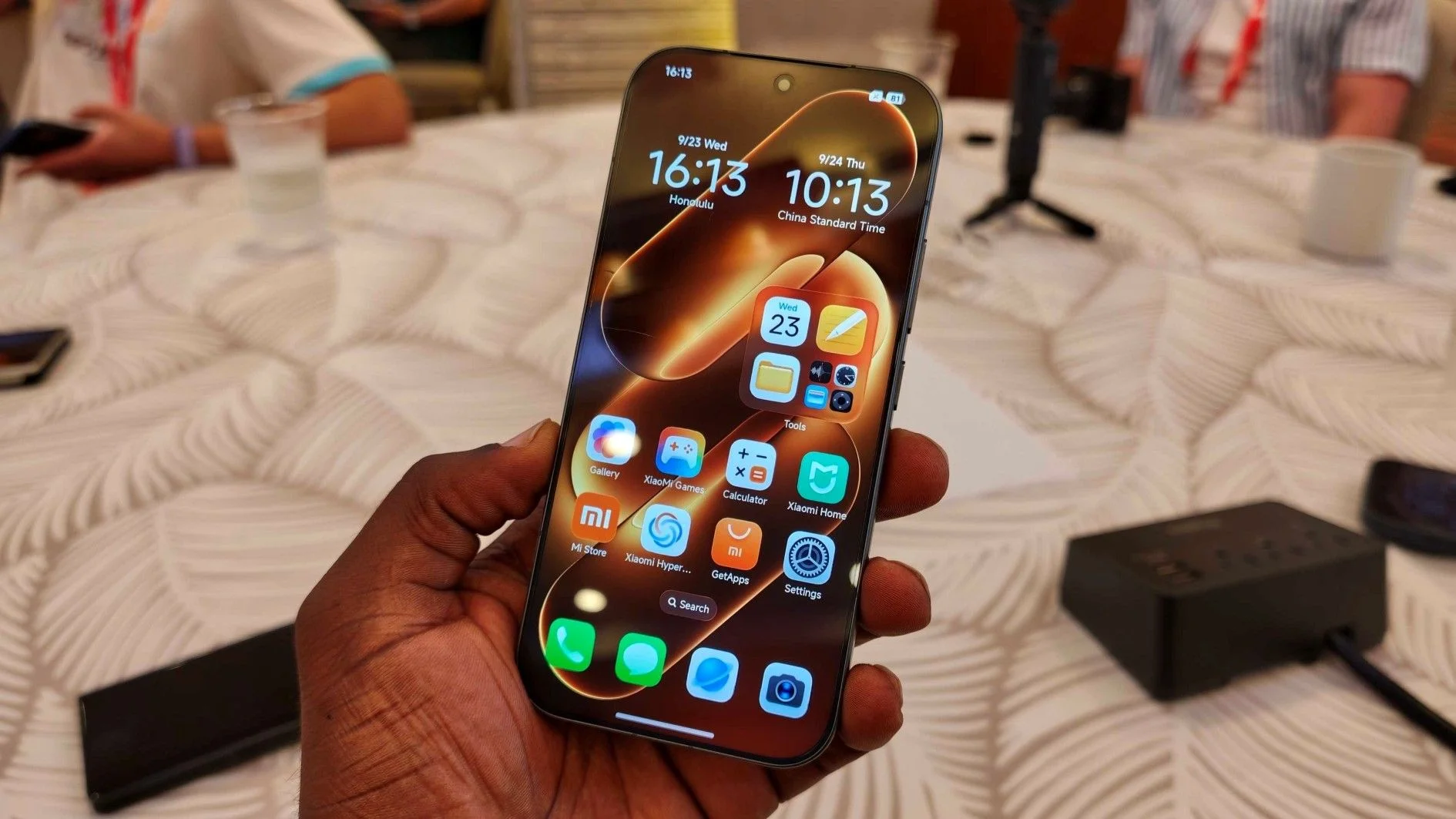 The Xiaomi 18 Pro display