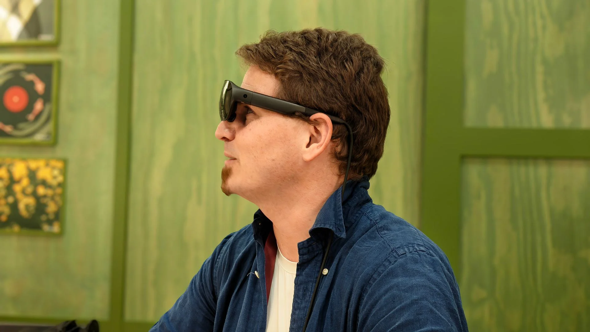 Meta VR Glasses Redefine Comfort in Virtual Reality with a Compact and Lightweight Design