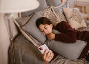 Kiat Membangun Kepercayaan dalam Hubungan Jarak Jauh di Era Digital