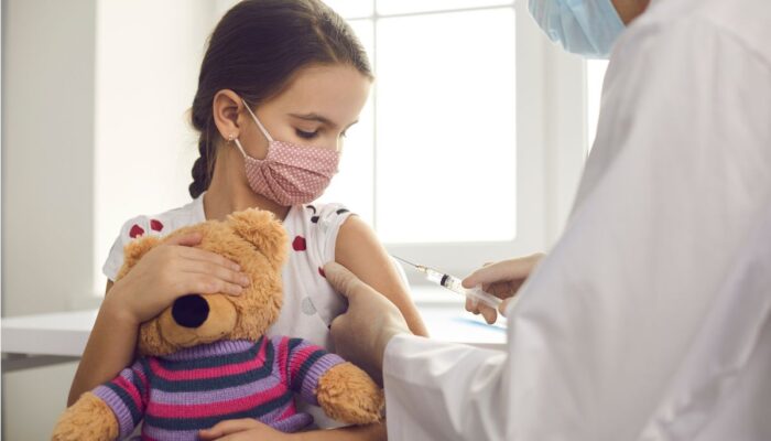 Pentingnya Vaksinasi untuk Kesehatan Anak: Jadwal dan Manfaatnya