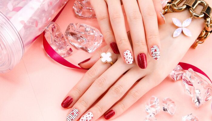 Memakai Kutek Apakah Boleh Shalat?