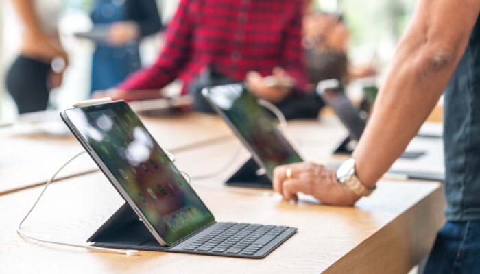 Apple Luncurkan iPad Mini 2024 dengan Fitur AI dan Chip A17 Pro