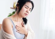 Bagaiamana Cara Mengatasi Dada Sesak? Ini Solusinya!