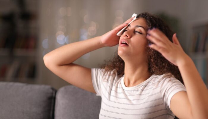 Tips Praktis Cara Mengatasi Keringat Berlebihan