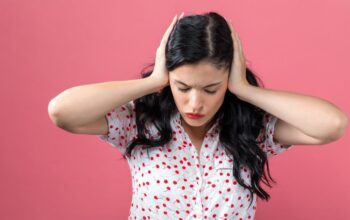 Cara Mengatasi Telinga Kemasukan Air