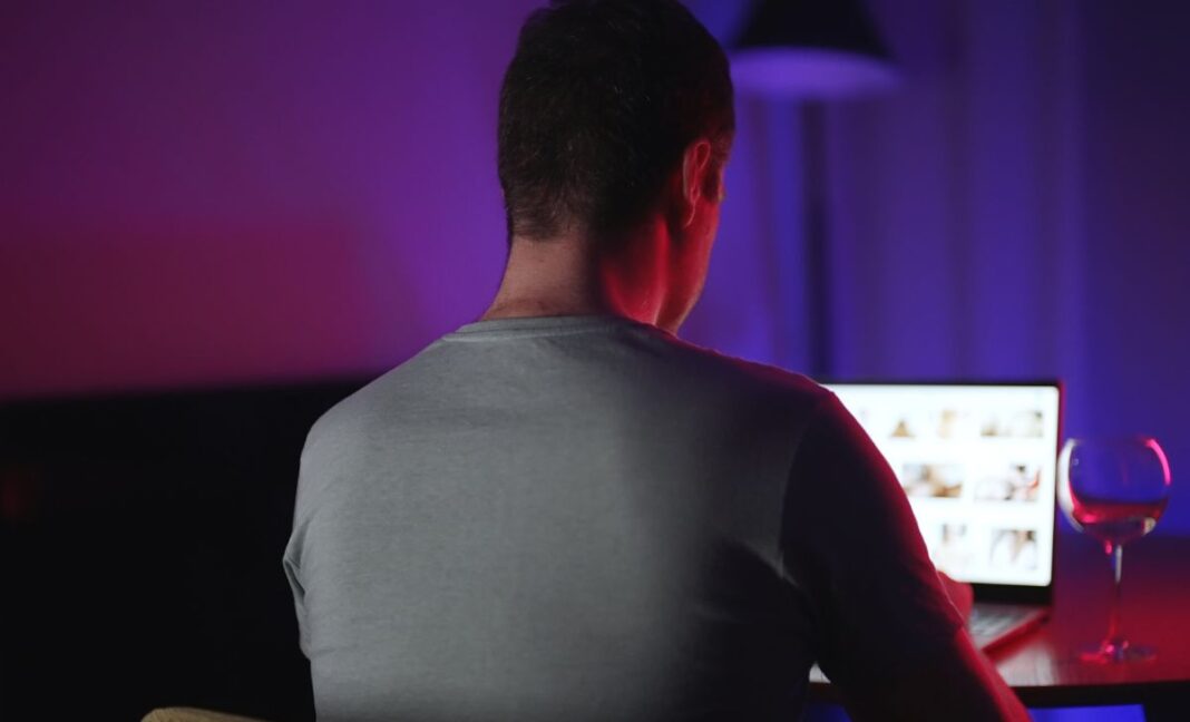 Hukum Berzina dengan Tangan Sendiri