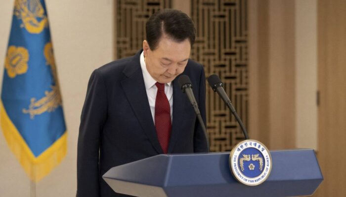 Krisis Politik Korea Selatan: Pemakzulan Presiden Yoon Suk-yeol dan Langkah Darurat Ekonomi