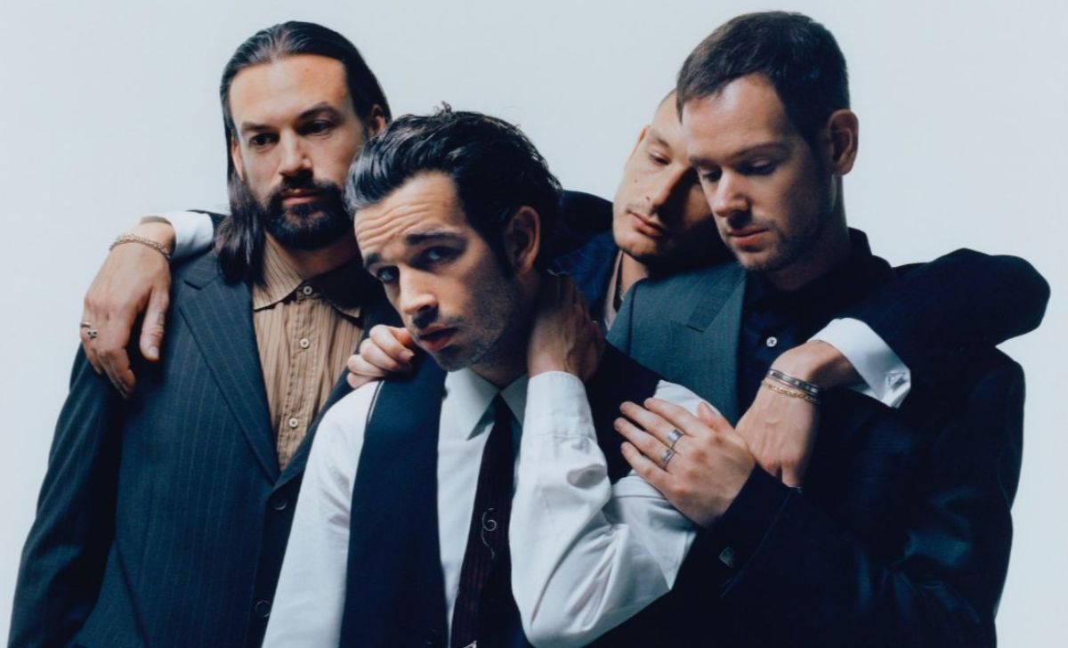 Makna Lagu About You oleh The 1975