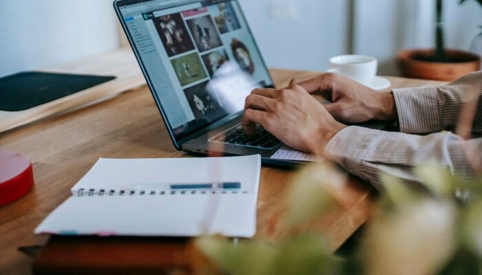 Apa itu Freelance? Cara Kerja, Gaji, dan Lowongan Kerja