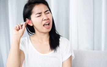 Cara Mengatasi Telinga Tersumbat