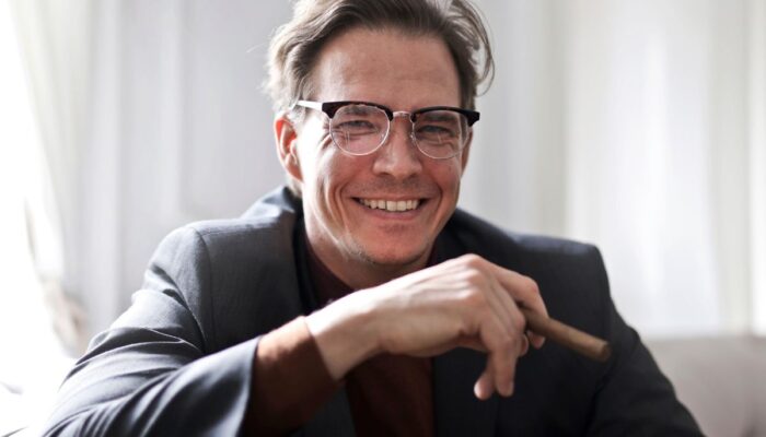 Ini Kode Wanita Menyukai Pria Beristri, Hati-hati Bro!