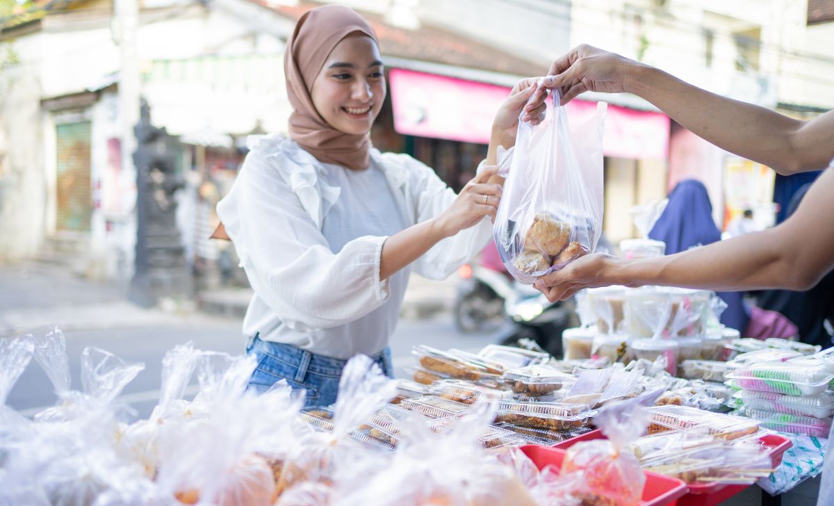 Menu Takjil Hemat untuk Dibagikan