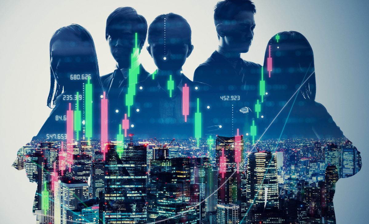 OJK Proyeksikan Lonjakan Pinjaman Paylater dan P2P Lending Jelang Lebaran 2025