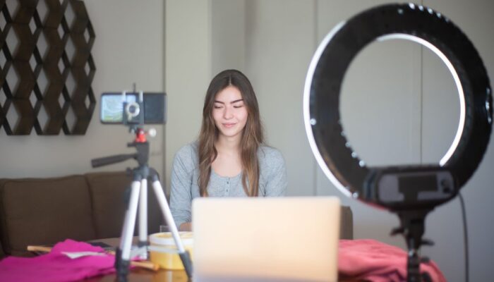 APK Live Bar Bar Indonesia Mod Unlocked All: Sensasi Streaming Tanpa Batas!