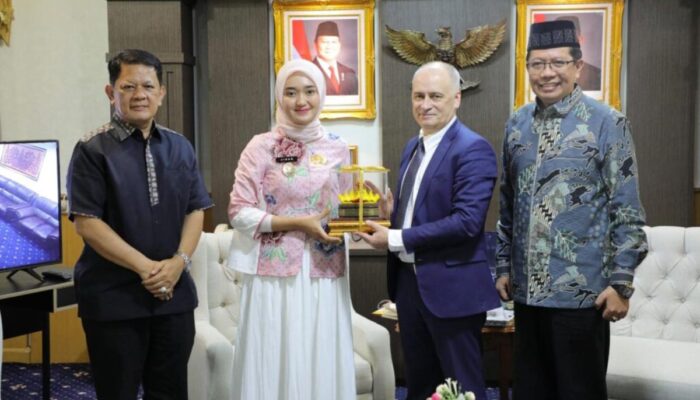 UIN RIL dan TSU Rusia Jalin Kerja Sama Strategis untuk Pengembangan Fakultas Sains dan Kedokteran