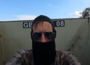 Viral WNA Naik Kereta Barang Babaranjang KAI Tegaskan Pelanggaran Aturan dan Ancaman Nyawa