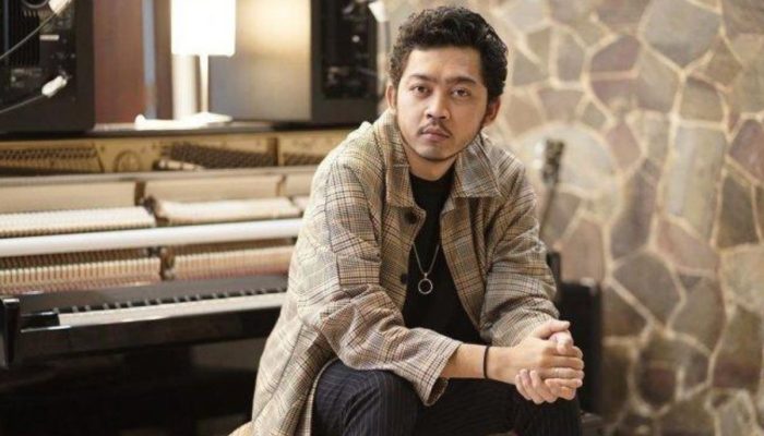 Makna Lagu To The Bone oleh Pamungkas, Lirik dan Terjemahannya