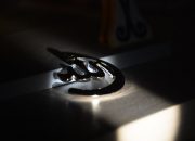 Siapa yang Menciptakan Allah? Ini Penjelasan Lengkapnya