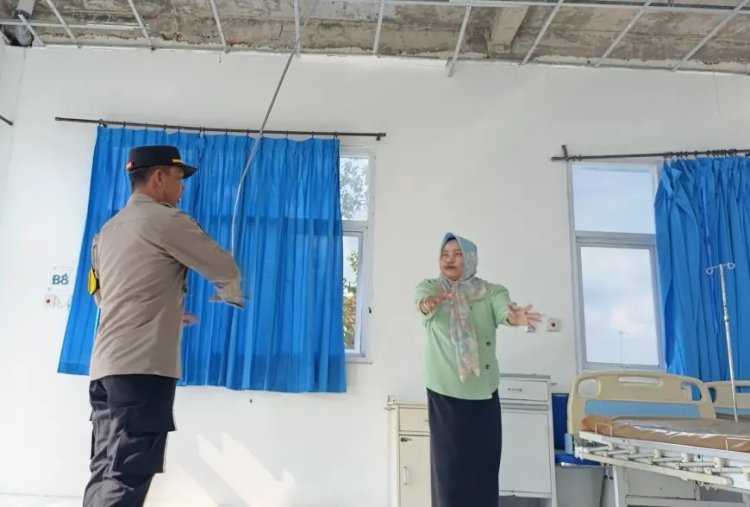 Plafon Puskesmas Perak Ambrol, Anggaran Rp 4,2 Miliar Dipertanyakan