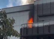 Kebakaran di Mall Bintaro Xchange 2, Pengunjung Panik dan Berhamburan Keluar