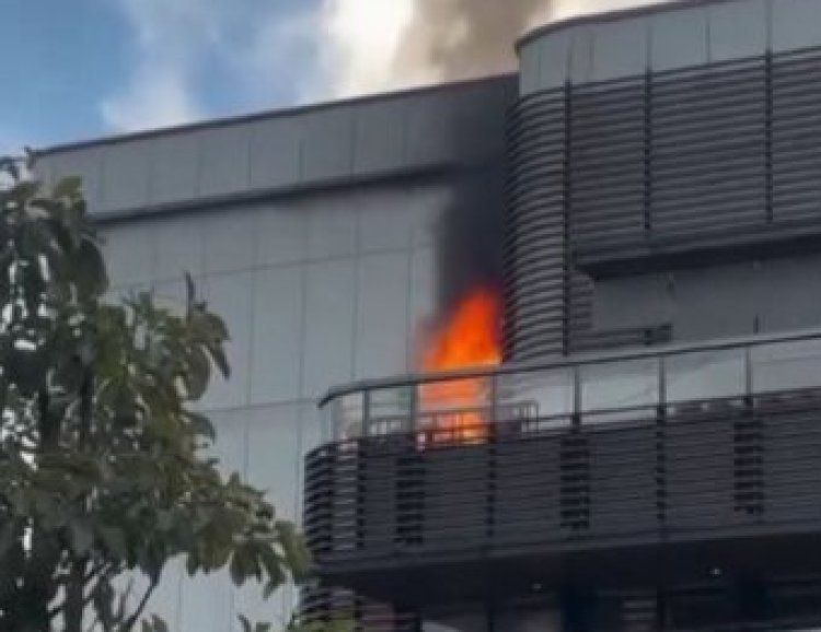 Kebakaran di Mall Bintaro Xchange 2, Pengunjung Panik dan Berhamburan Keluar