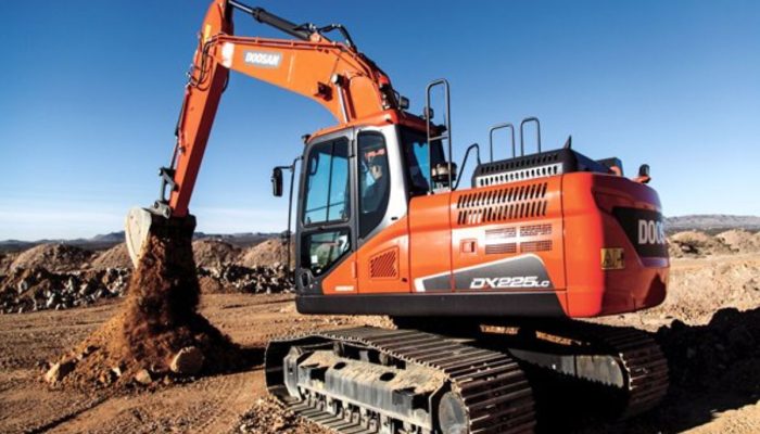 Alat Berat Excavator: Rahasia Sukses Proyek Konstruksi Jalanan Skala Besar!