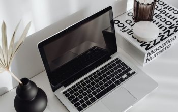 Cara Cek Kesehatan Baterai Laptop dan Cara Merawatnya agar Lebih Awet